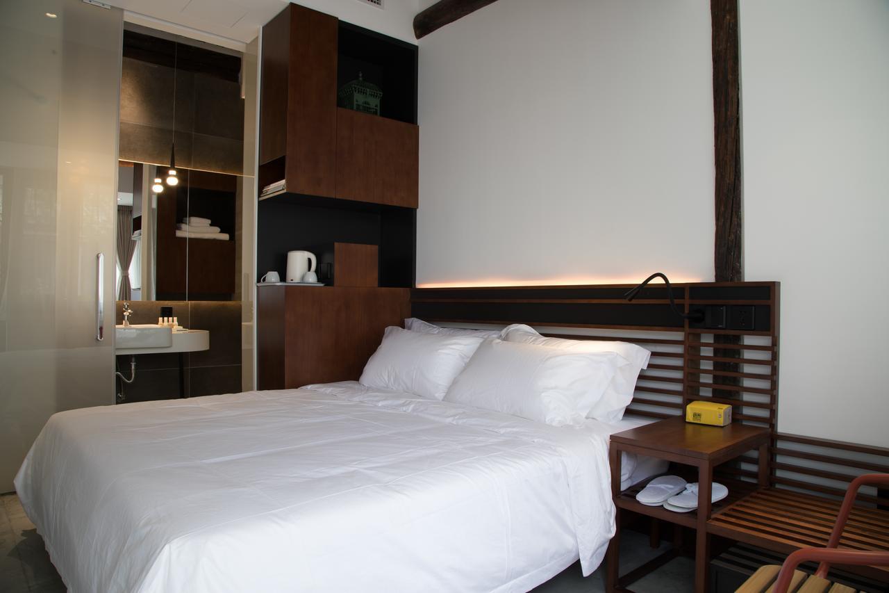 Courtyard Guesthouse, Beijing Exterior photo